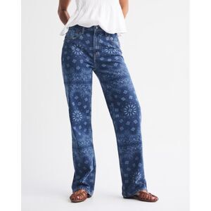Abercrombie & Fitch Curve Love High Rise 90s Relaxed Bandana Print Jean